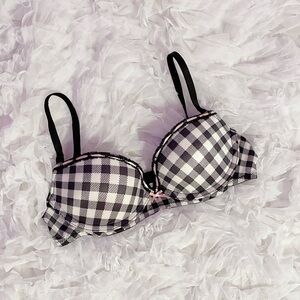 𝜗𝜚Victoria’s Secret ‘sexy little things’ plaid bra